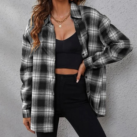 Black and White Plaid Button Down Shirt in XS and M - Picture 5 of 6
